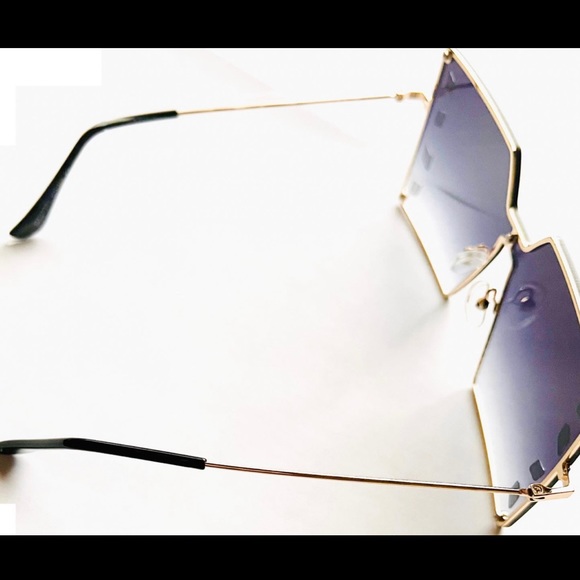 🔥BLING🆕BLACK SQUARE RHINESTONE SUNGLASSES - Picture 3 of 4